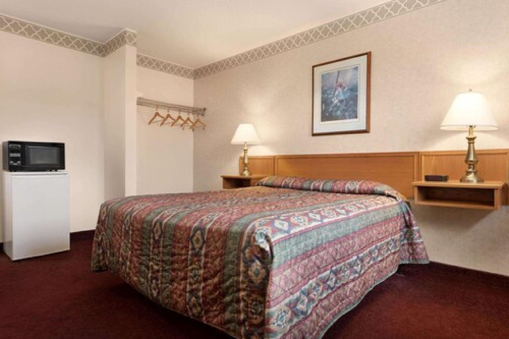 Travelodge By Wyndham Port Elgin Zewnętrze zdjęcie